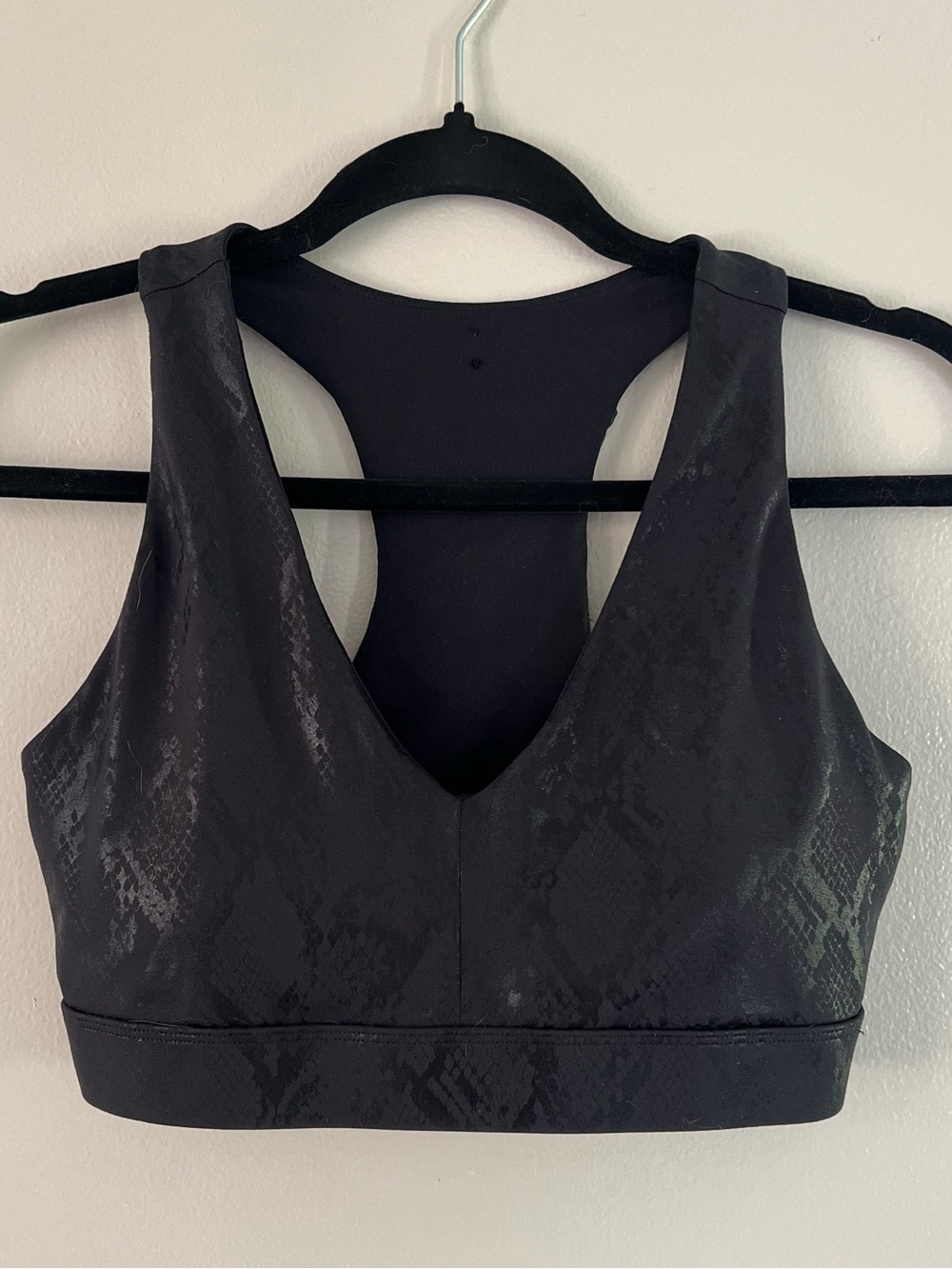 Fabletics Black Snakeskin Sports Bra Athleisure for Gym, Running and Workouts